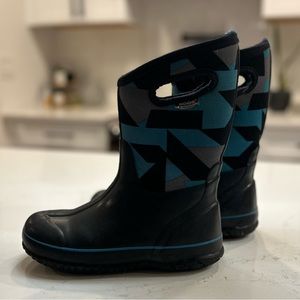 Bogs Classic Geo Waterproof Boots ❄️ Size 6